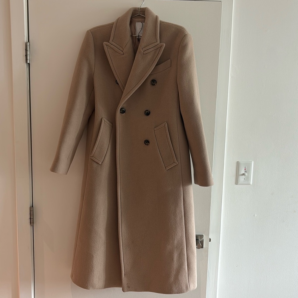 Mango Italian wool beige trench coat size S with shiulder pads (ysl look alike)